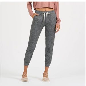 Vuori  |  Performance Jogger  |  Small